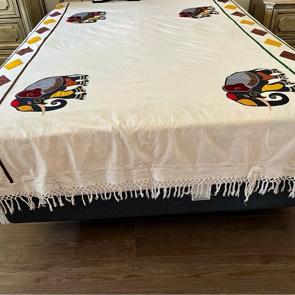 Elephant Print Bedspread with Matching Pillow Covers